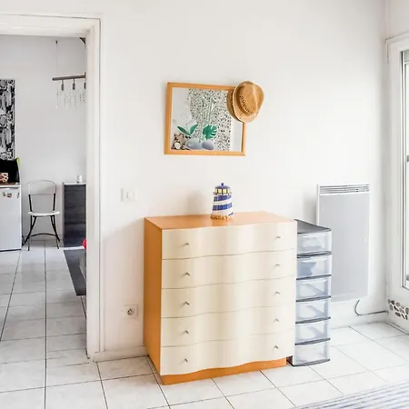 Amazing In La Rochelle With Kitchen Apartment