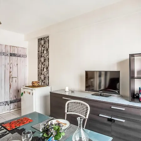 Apartment Amazing In La Rochelle With Kitchen *