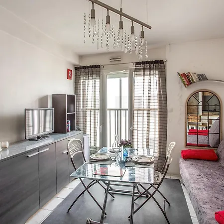 Amazing In La Rochelle With Kitchen *